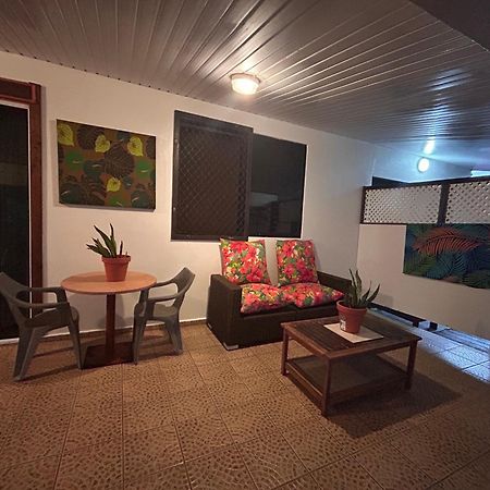 Hotel Chez Tamatuamai Avatoru Exteriér fotografie